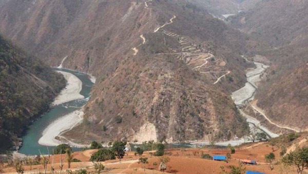 दूधकोशी जलाशययुक्त जलविद्युत् आयोजनाः यसै वर्ष ठेक्का आह्वान   
